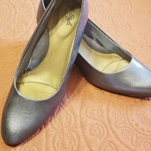 Grey (Dark Pewter) High Heels